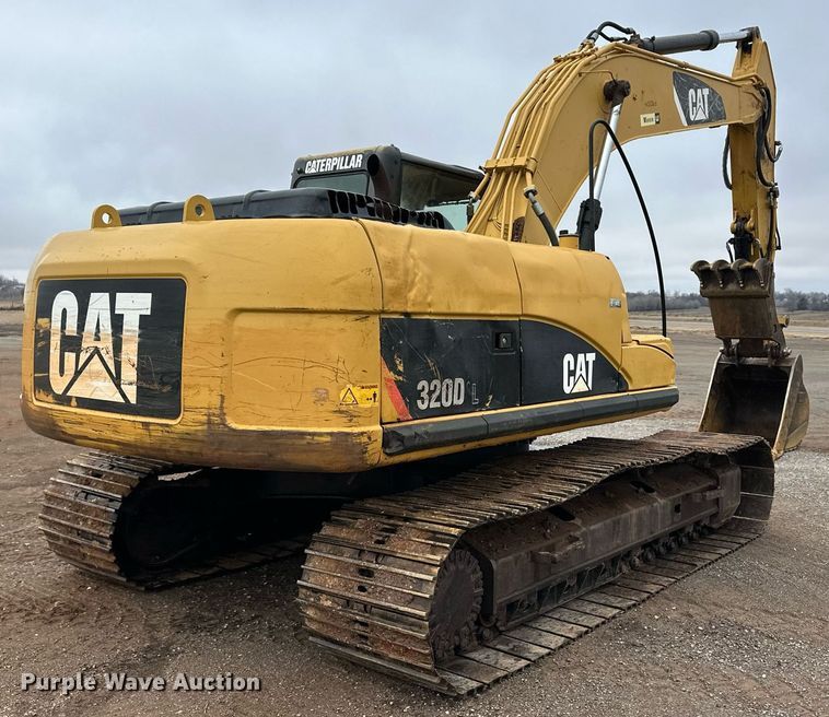 image for item ER8685 2007 Caterpillar 320D L excavator