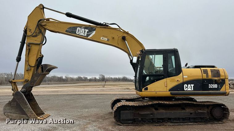 image for item ER8685 2007 Caterpillar 320D L excavator