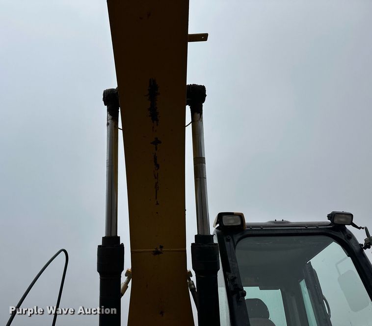 image for item ER8685 2007 Caterpillar 320D L excavator