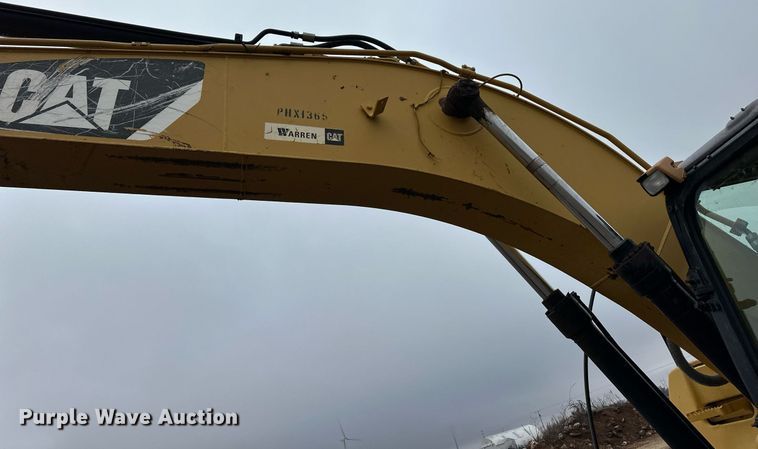 image for item ER8685 2007 Caterpillar 320D L excavator