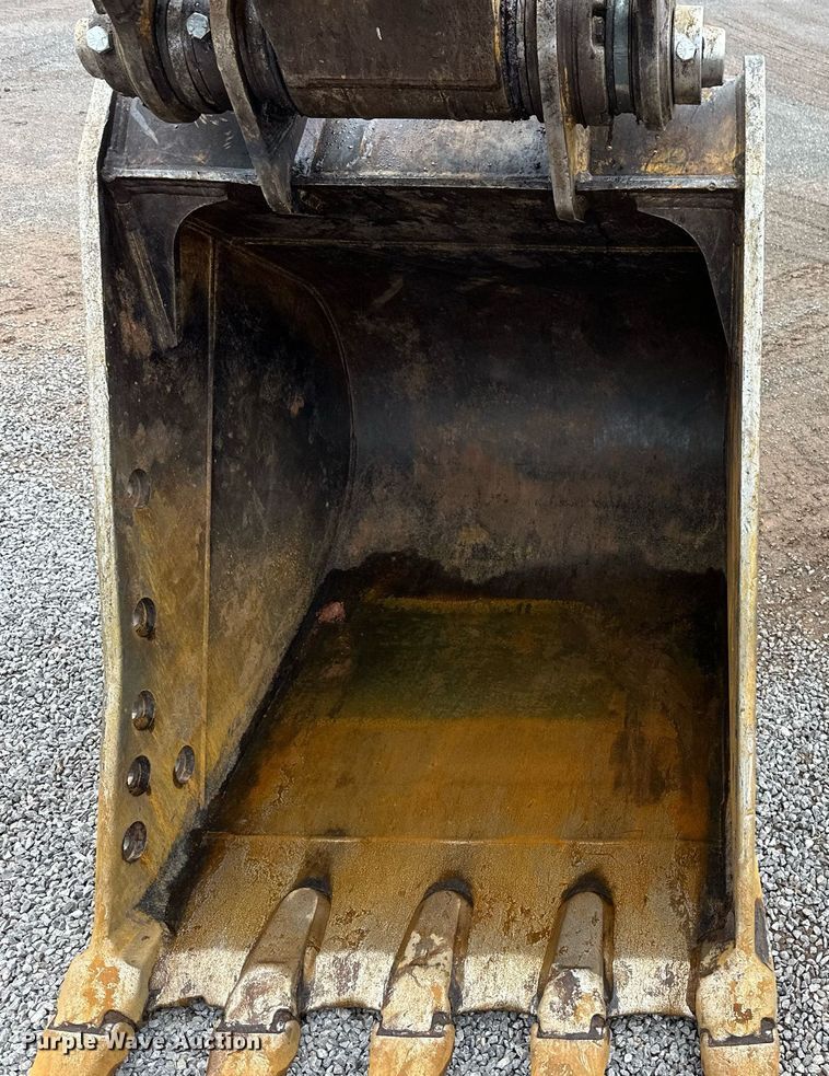 image for item ER8685 2007 Caterpillar 320D L excavator