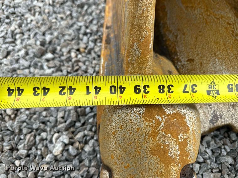 image for item ER8685 2007 Caterpillar 320D L excavator