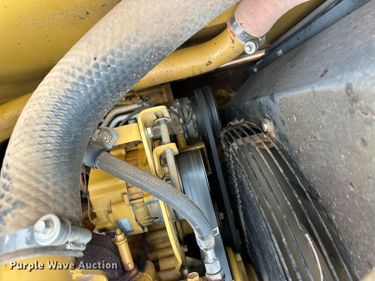 image for item ER8685 2007 Caterpillar 320D L excavator