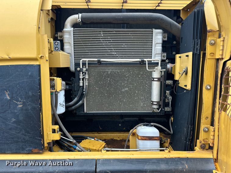 image for item ER8685 2007 Caterpillar 320D L excavator