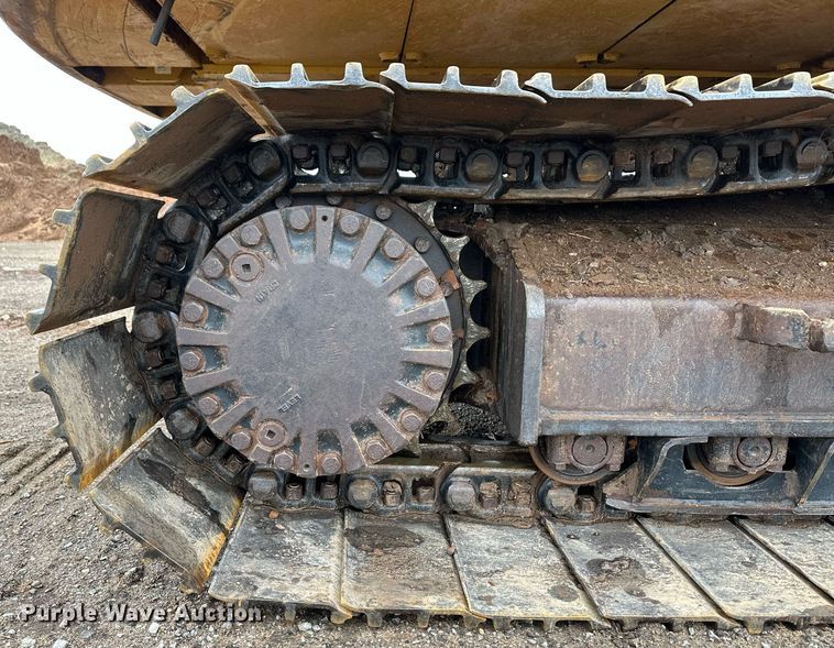 image for item ER8685 2007 Caterpillar 320D L excavator