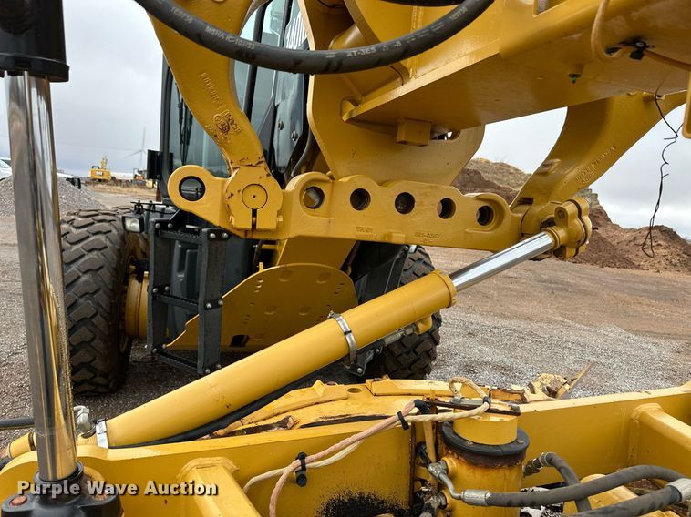 image for item ER8686 2014 Caterpillar 140M2 VHP motor grader