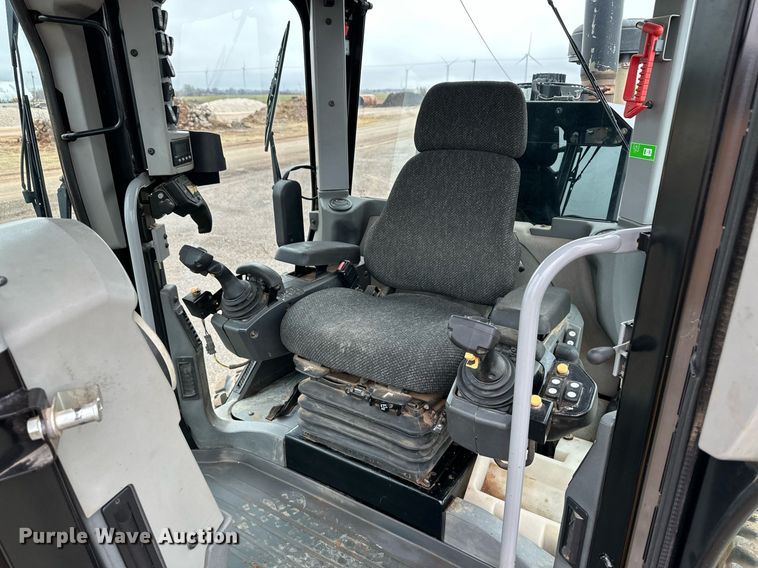 image for item ER8686 2014 Caterpillar 140M2 VHP motor grader