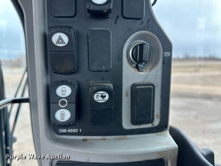 image for item ER8686 2014 Caterpillar 140M2 VHP motor grader