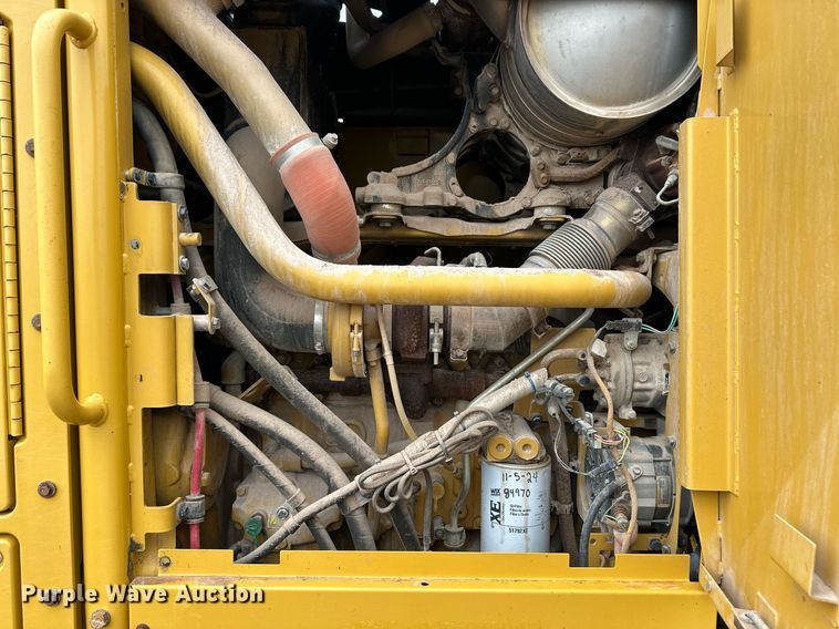 image for item ER8686 2014 Caterpillar 140M2 VHP motor grader
