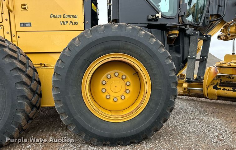 image for item ER8686 2014 Caterpillar 140M2 VHP motor grader