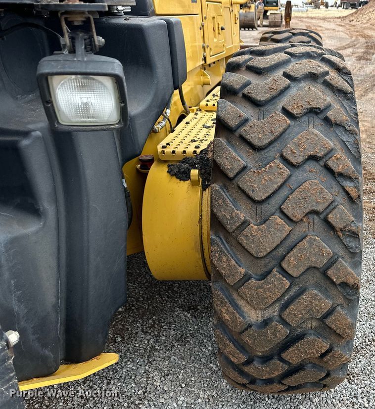 image for item ER8686 2014 Caterpillar 140M2 VHP motor grader