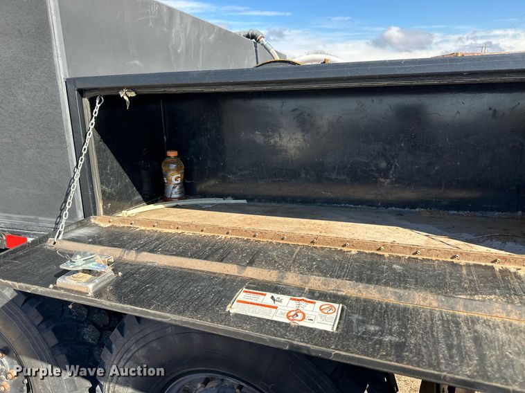 image for item ER8687 1972 AM General M35A pumper fire truck