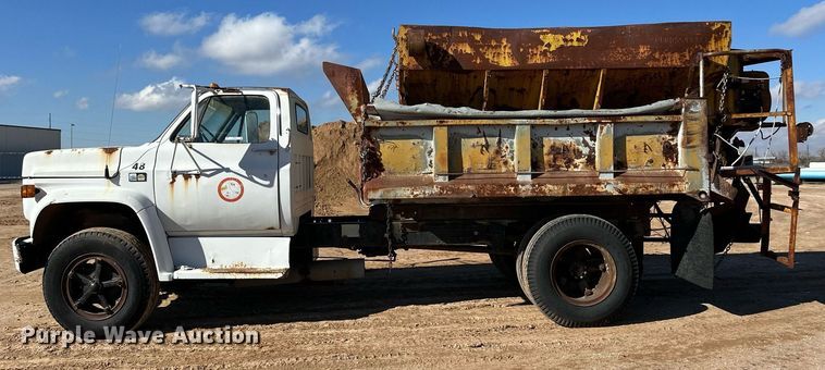 image for item ER8688 1986 Chevrolet C6M dump truck