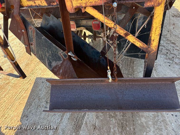 image for item ER8688 1986 Chevrolet C6M dump truck