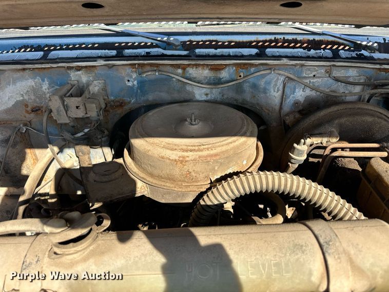 image for item ER8688 1986 Chevrolet C6M dump truck