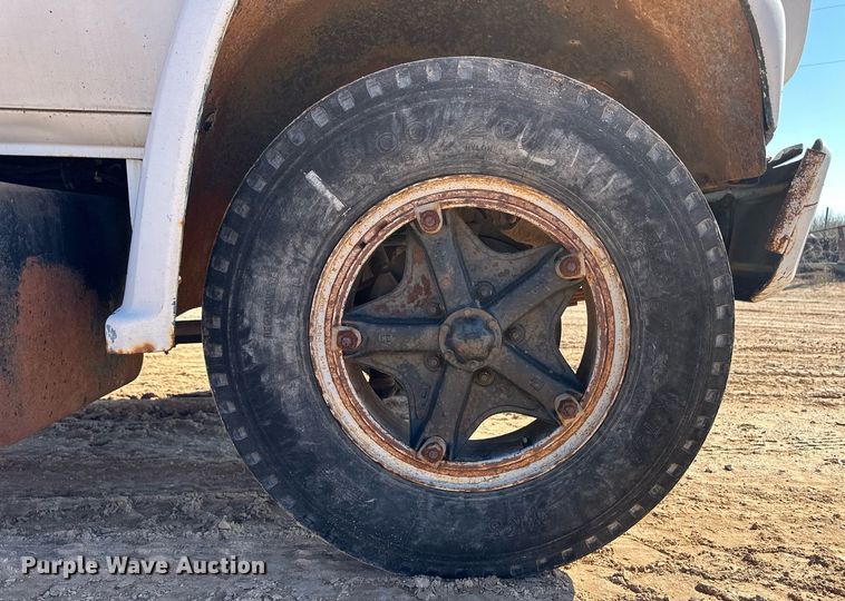 image for item ER8688 1986 Chevrolet C6M dump truck