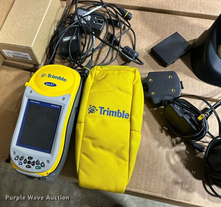 image for item ER8690 (2) GPS systems