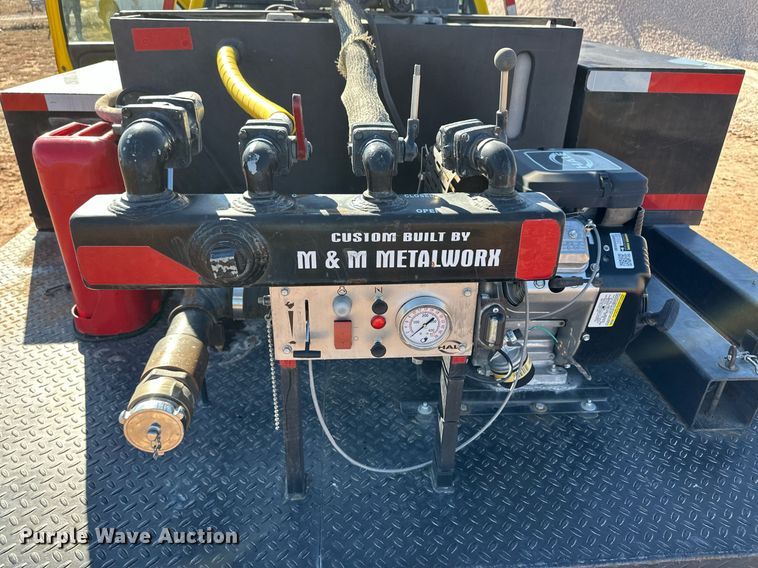 image for item ER8691 2007 Chevrolet Silverado 3500 pumper fire truck