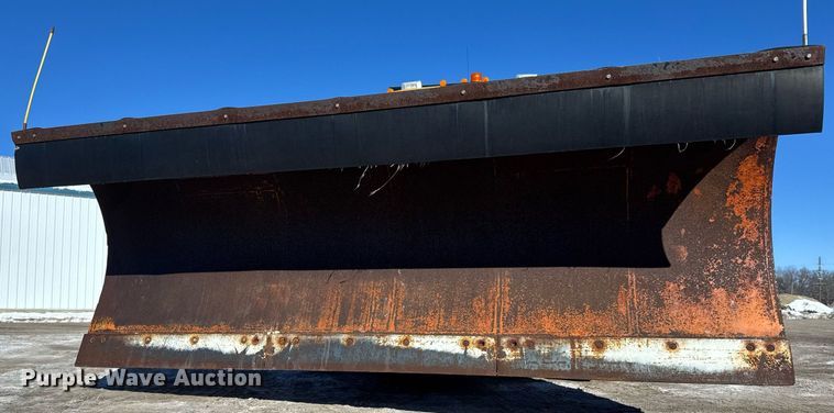 image for item LH9439 2003 Mack CV713 dump truck