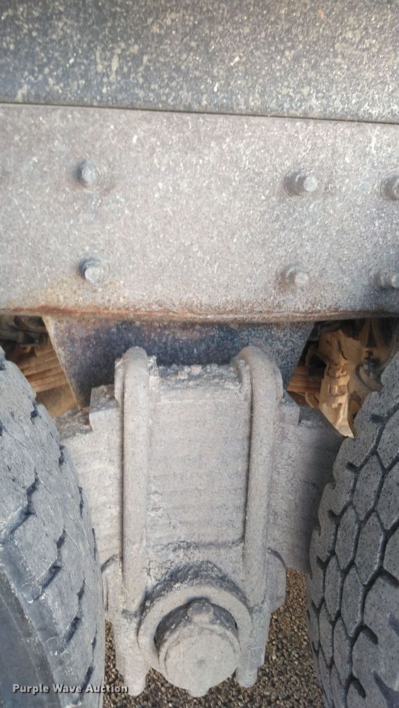 image for item LH9439 2003 Mack CV713 dump truck