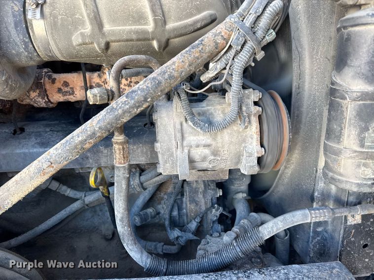 image for item LH9439 2003 Mack CV713 dump truck