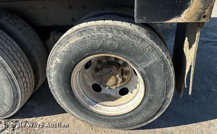 image for item LH9439 2003 Mack CV713 dump truck