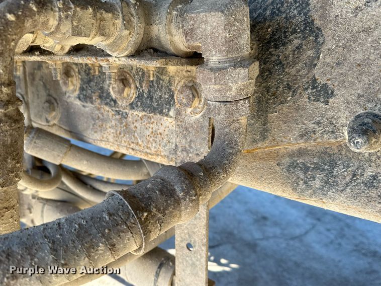 image for item LH9442 2003 Mack CV713 dump truck