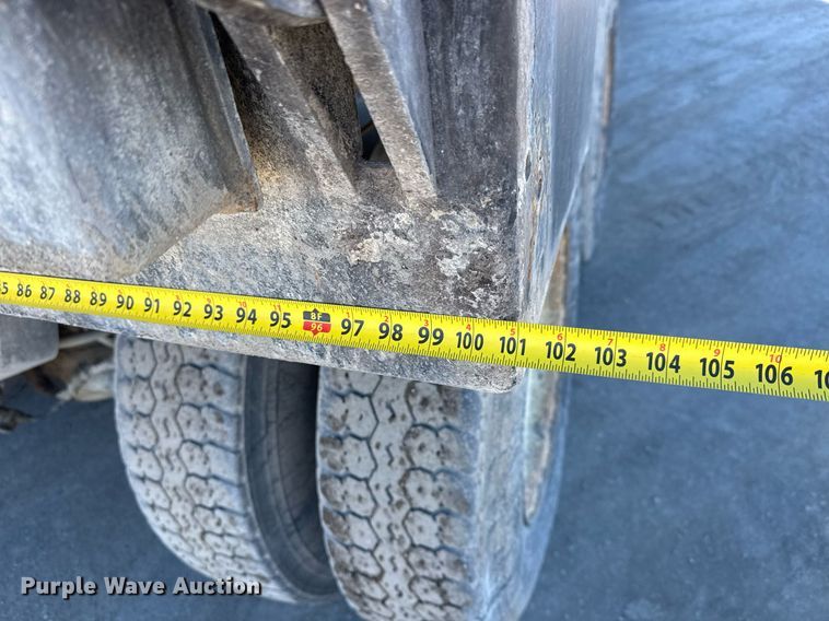 image for item LH9442 2003 Mack CV713 dump truck