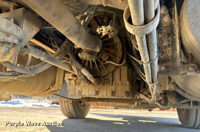 image for item LH9442 2003 Mack CV713 dump truck