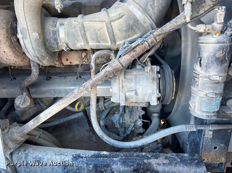 image for item LH9442 2003 Mack CV713 dump truck