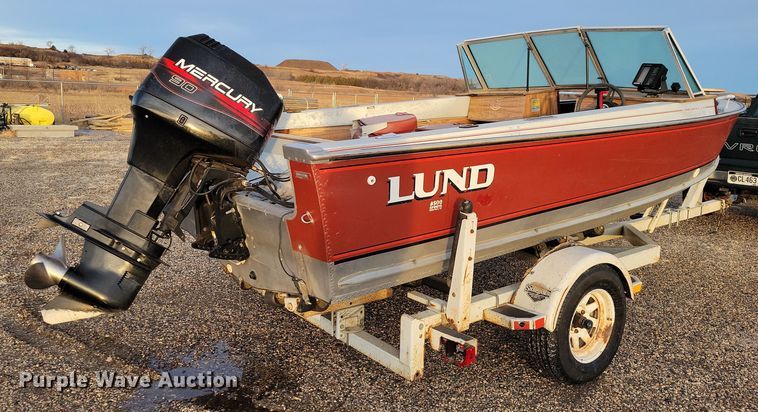 image for item NB9766 1988 Lund boat
