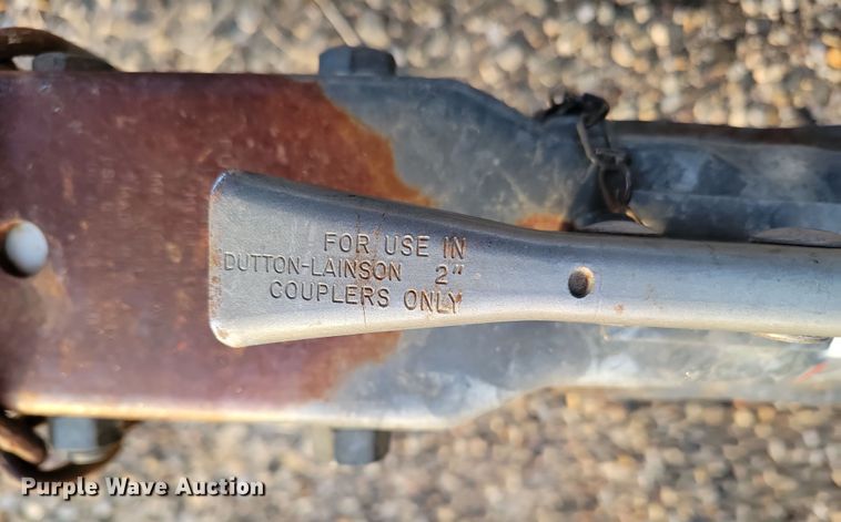 image for item NB9766 1988 Lund boat