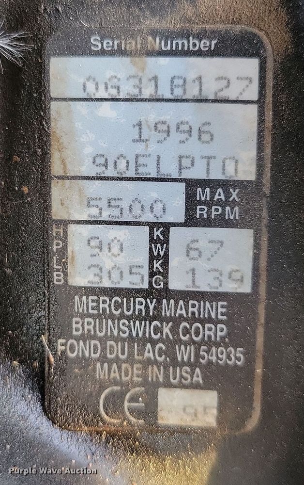 image for item NB9766 1988 Lund boat