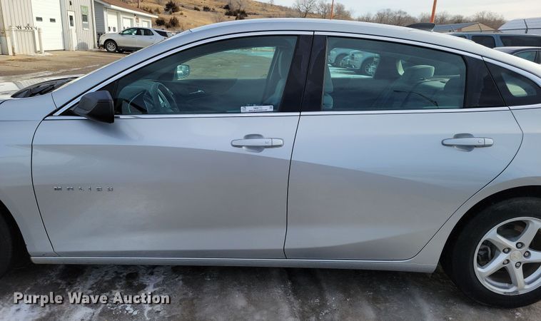 image for item NB9772 2017 Chevrolet Malibu 