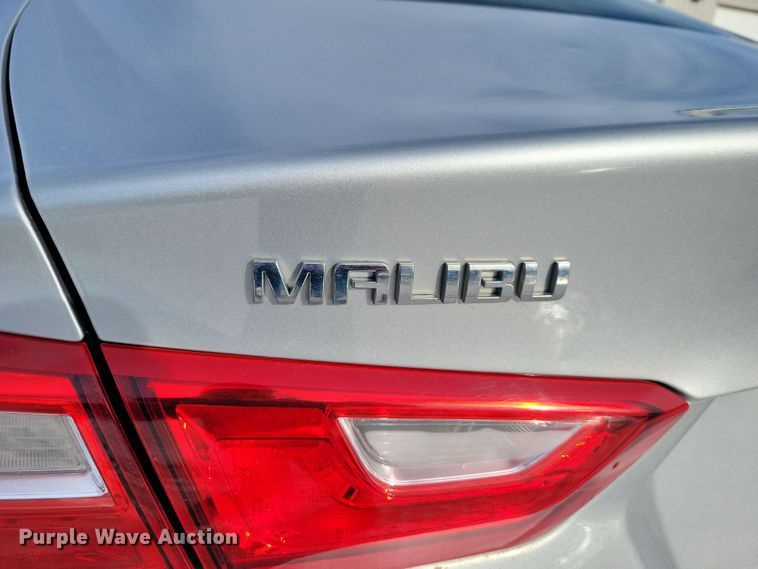 image for item NB9772 2017 Chevrolet Malibu 