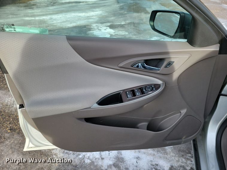 image for item NB9772 2017 Chevrolet Malibu 