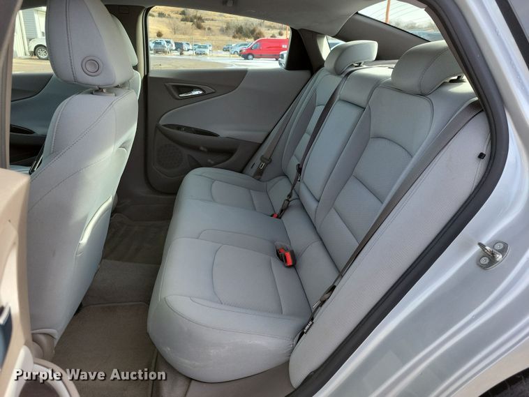 image for item NB9772 2017 Chevrolet Malibu 