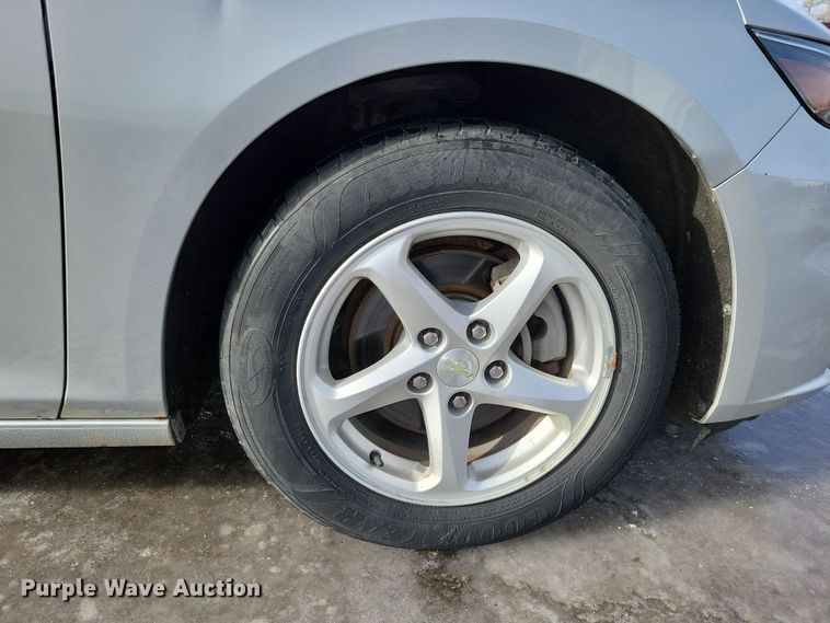 image for item NB9772 2017 Chevrolet Malibu 