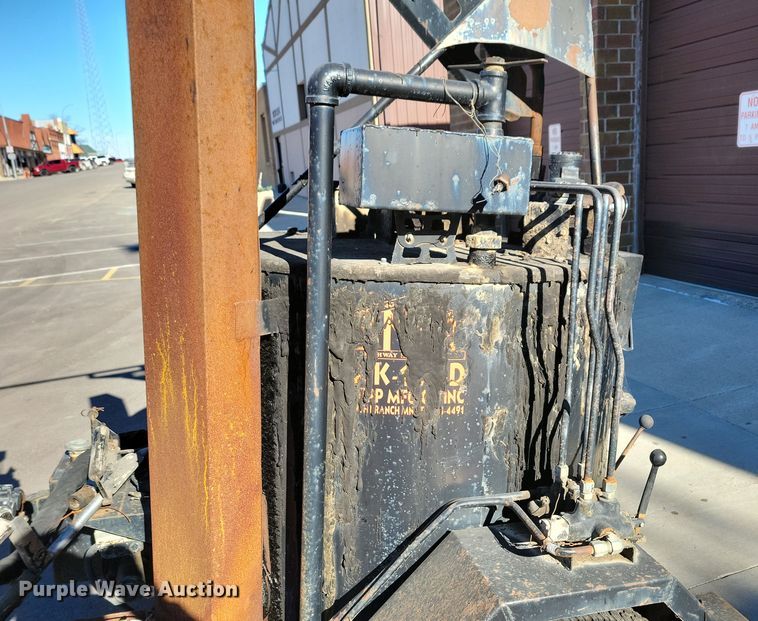 image for item NB9781 1999 SMCI OJK-120D melter applicator