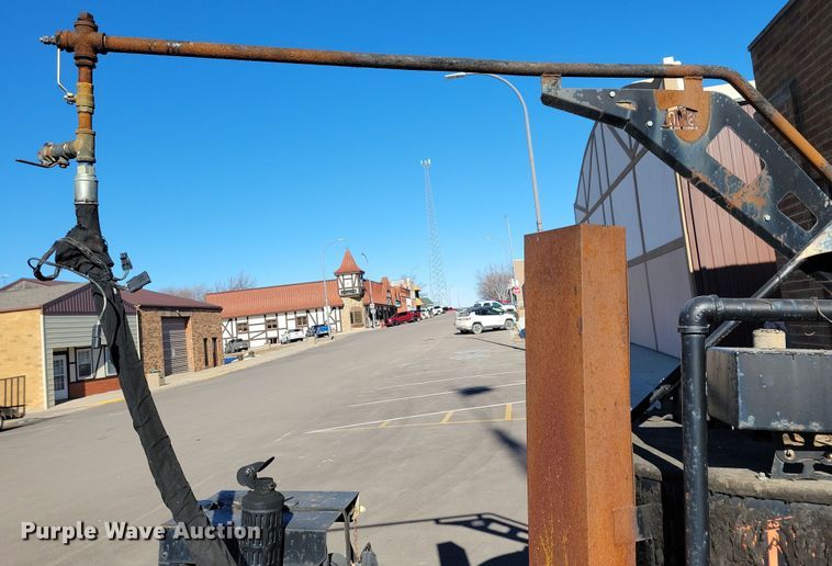 image for item NB9781 1999 SMCI OJK-120D melter applicator