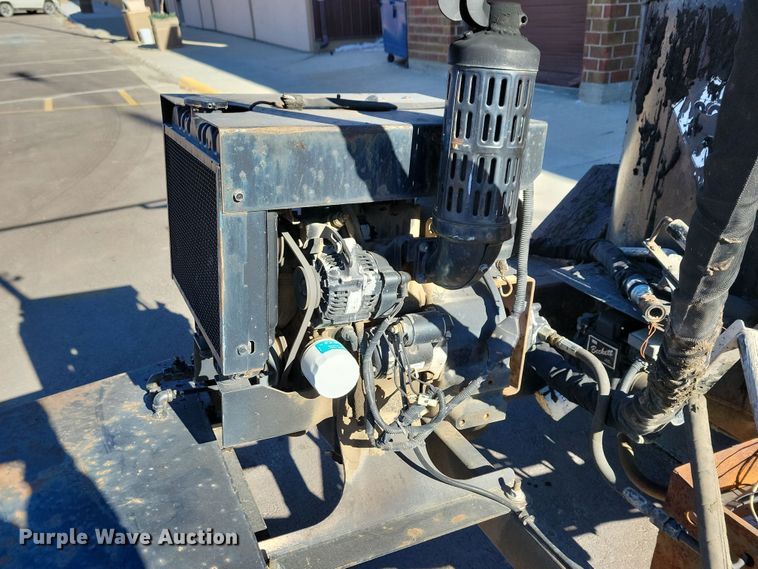 image for item NB9781 1999 SMCI OJK-120D melter applicator