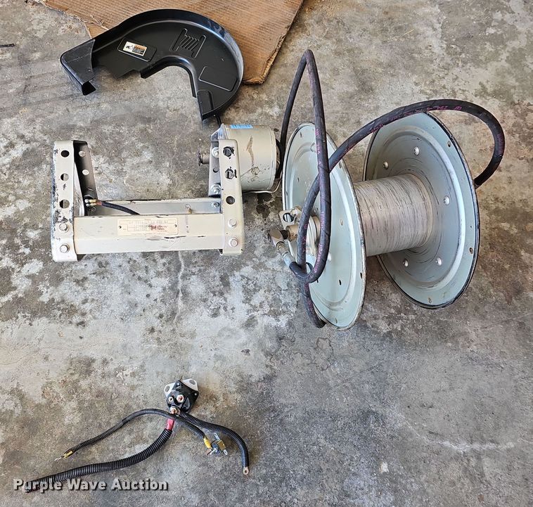 image for item NI9371 (2) Hanna hose reels