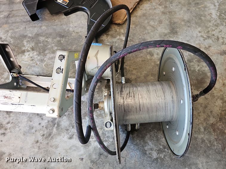 image for item NI9371 (2) Hanna hose reels