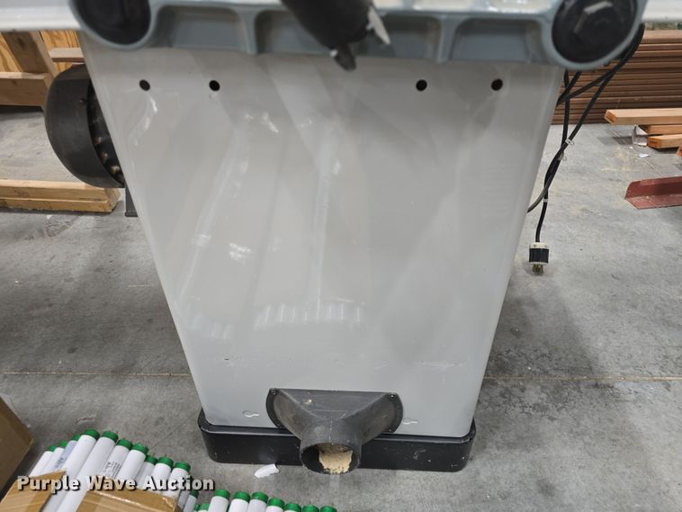 image for item NI9377 Delta Industrial  table saw