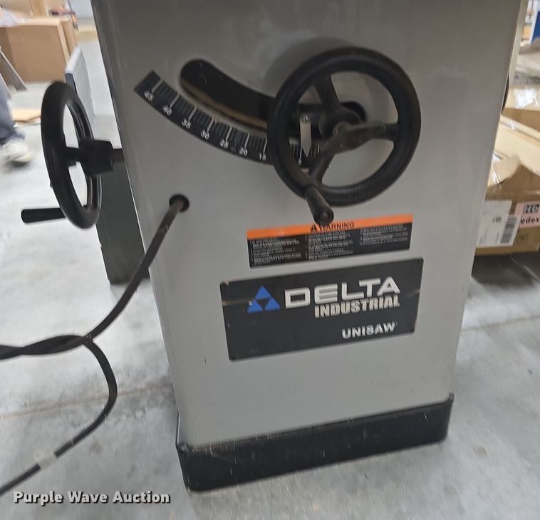 image for item NI9377 Delta Industrial  table saw