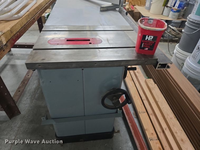 image for item NI9378 Delta  table saw