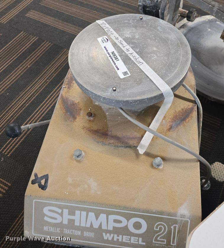 image for item NI9381 Pottery equipment