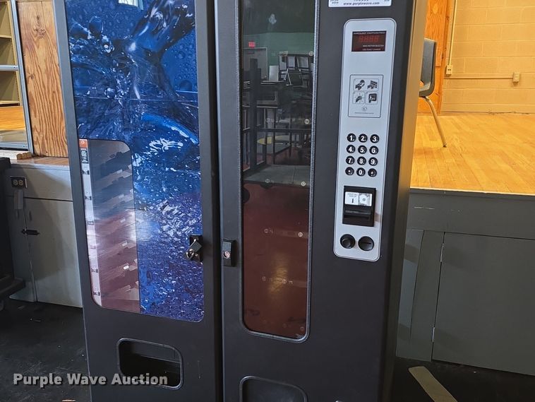 image for item NI9383 (2) vending machines