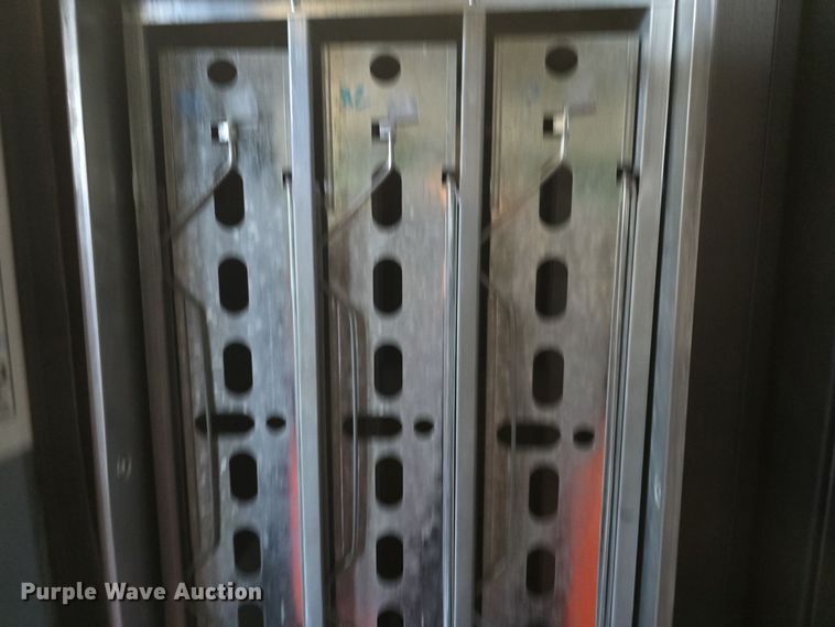 image for item NI9383 (2) vending machines