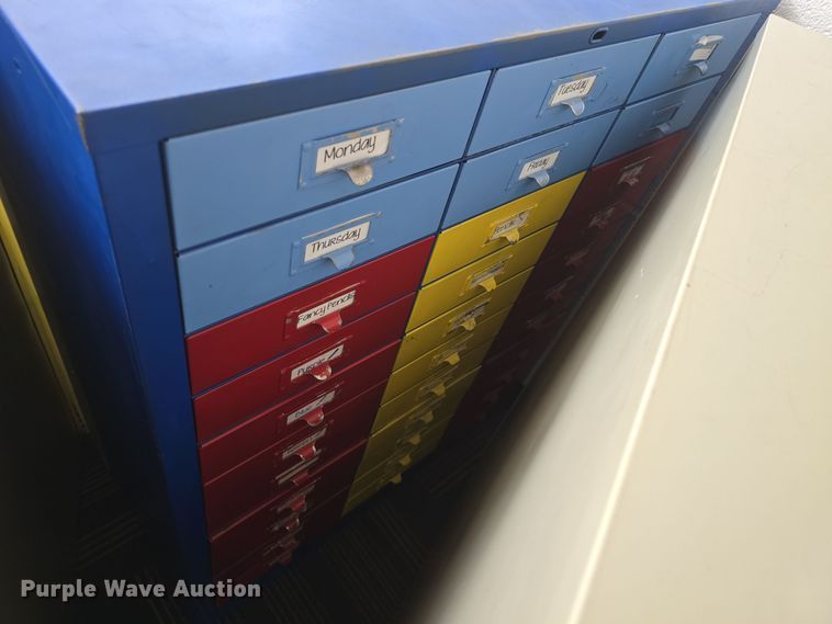 image for item NI9396 (4) storage cabinets